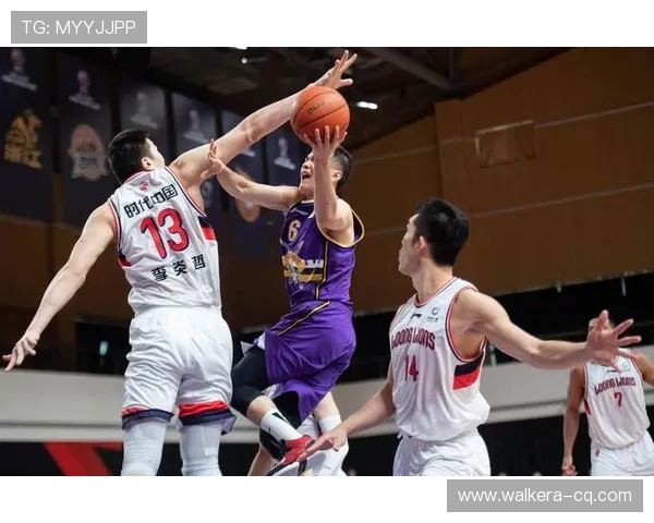 北京篮球队在邀请赛中的团队协作表现分析与点评